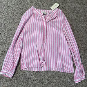 Universal Threads women’s blouse